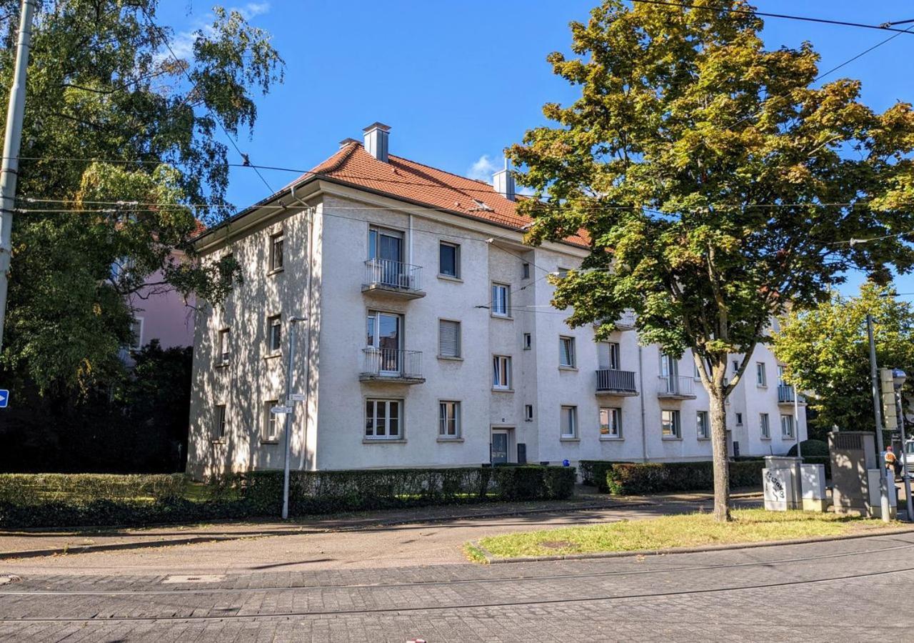 65Qm Altbaucharme Mit Zwei Balkonen Apartment Karlsruhe Exterior foto